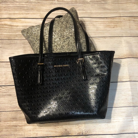 Michael kors purse - Picture 2 of 13